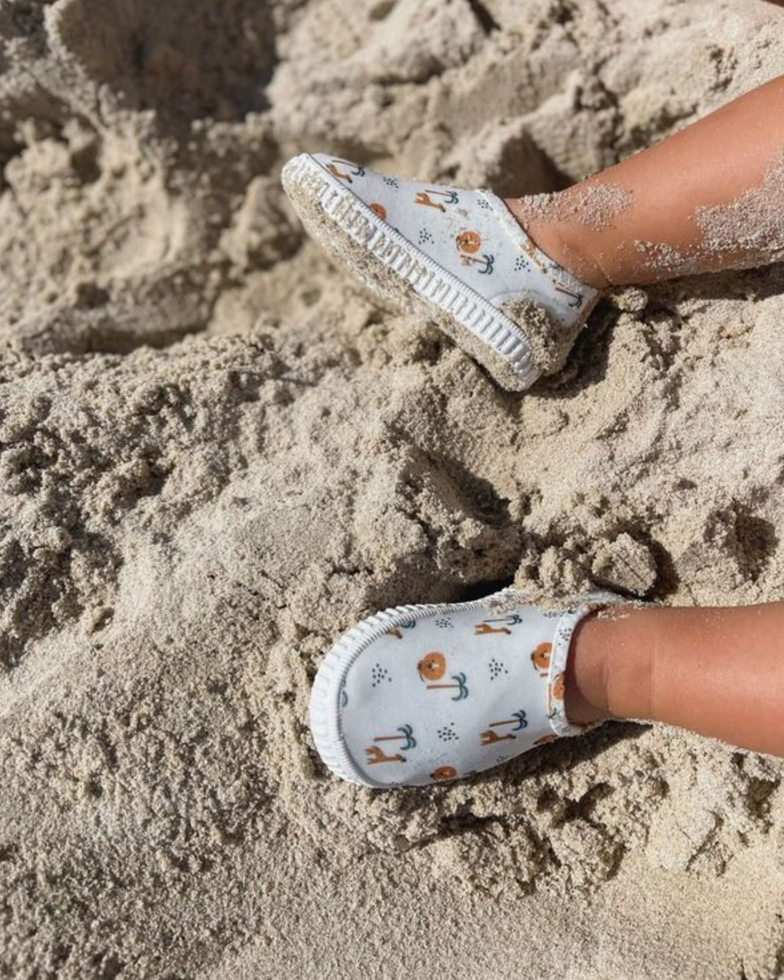 Water_shoes_Swim_Essentials