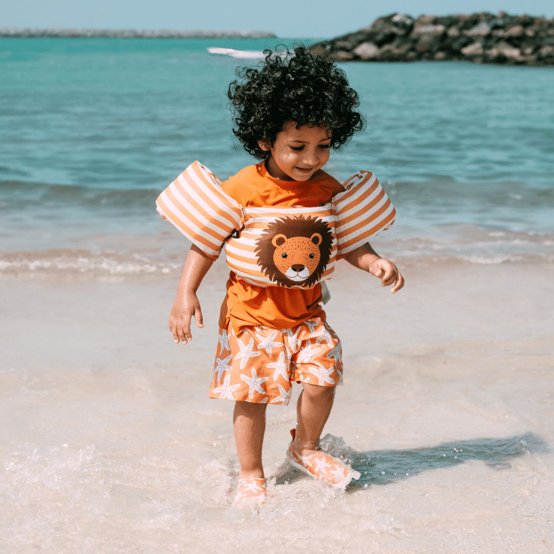 puddle-jumper-lion-2-6-years-swim-essentials-1