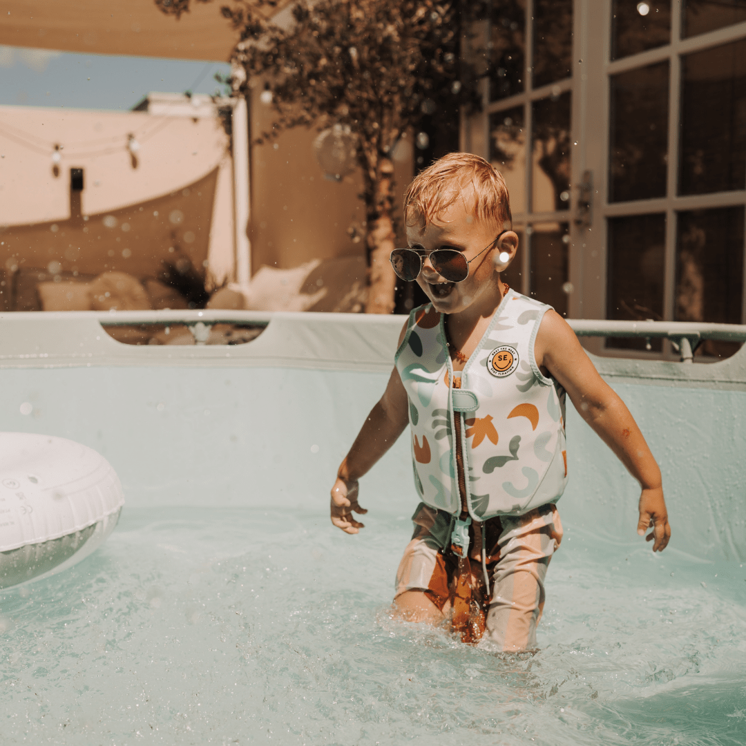 swim vest