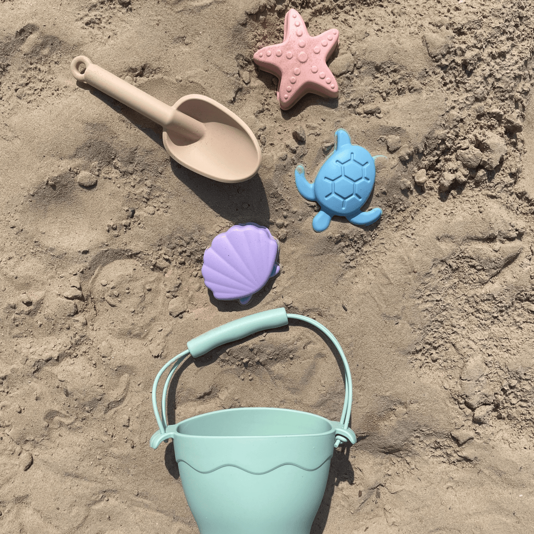 Pure Tones | Pastel Beach Play Set Sea Animals