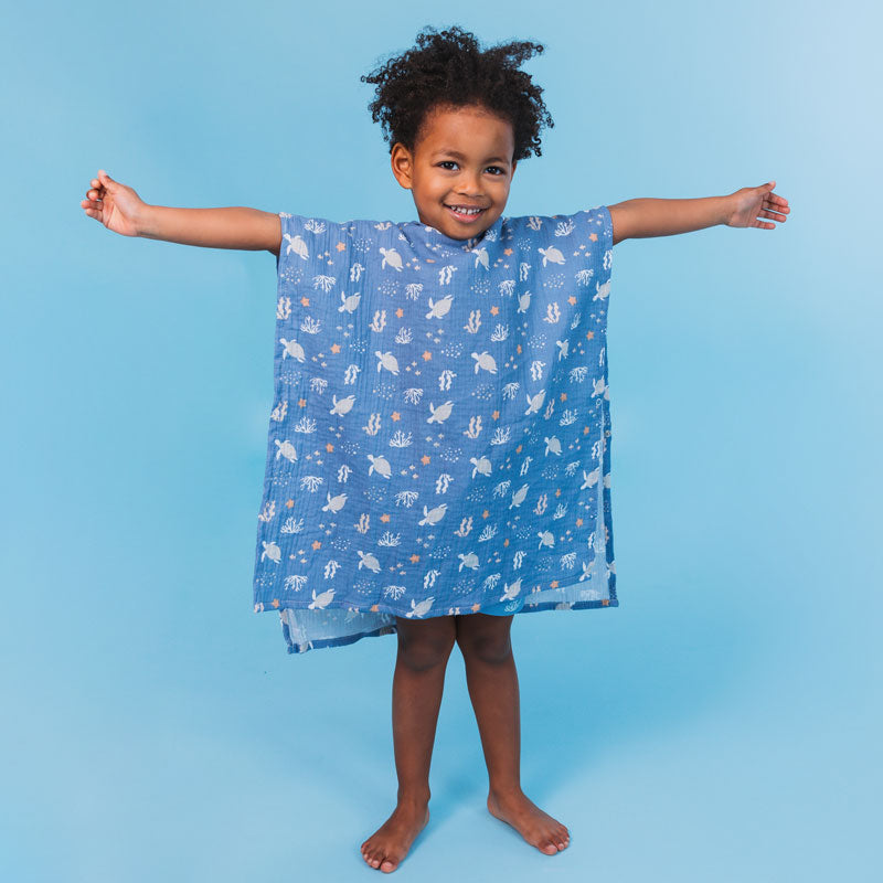 Beach-poncho-Coral-Bliss-Blue-52x52cm-swim-essentials-1
