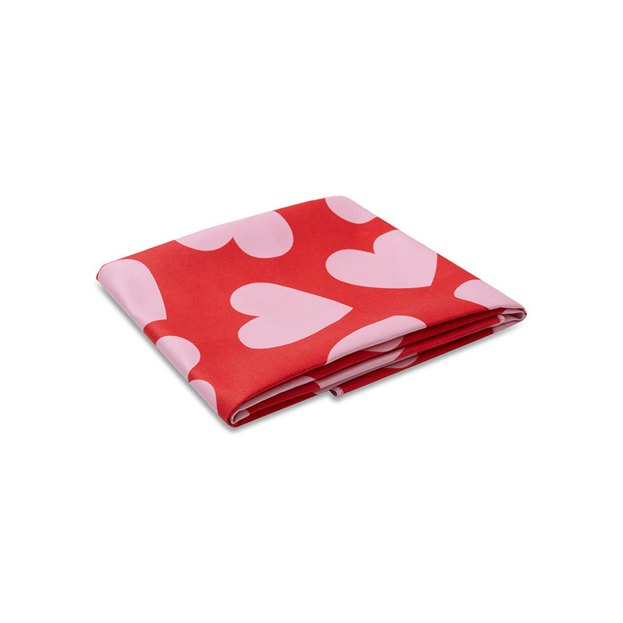 Red-Hearts-Microfiber-Towel-135-x-65-cm-7
